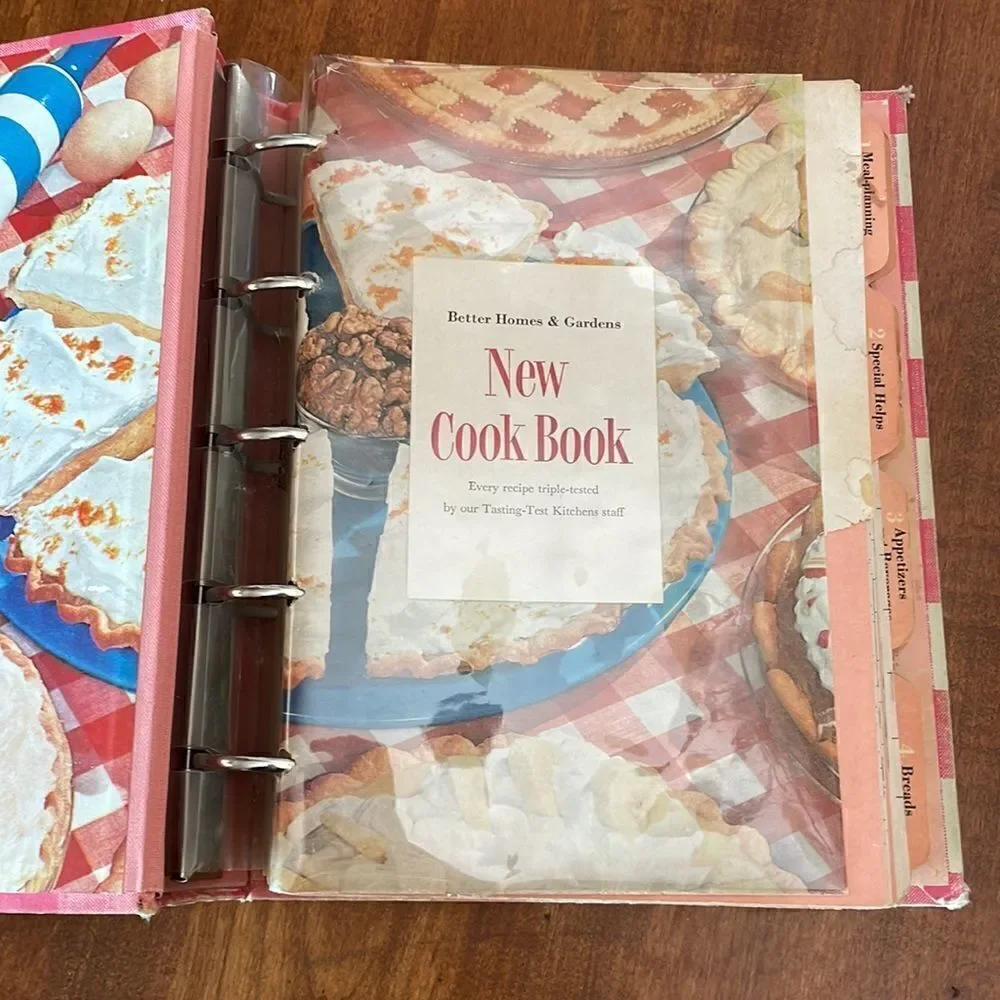 Vintage Better Homes & Gardens Cookbook - First Edition, 1953, 7th Printing